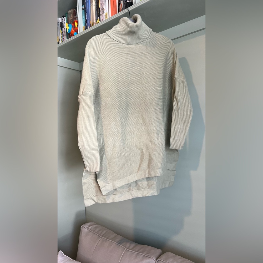 Oversized Turtleneck Batwing Sleeve Split Hem Tunic - Lillusory